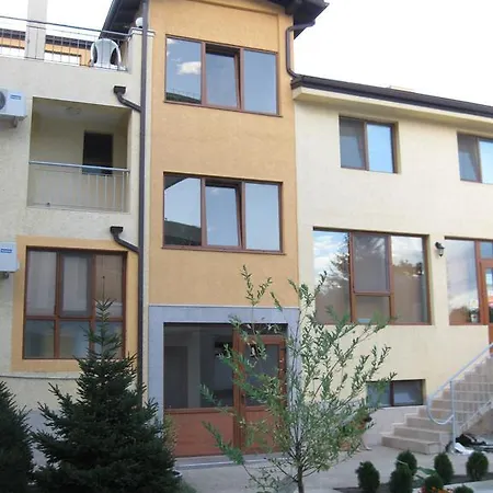 Apartament *